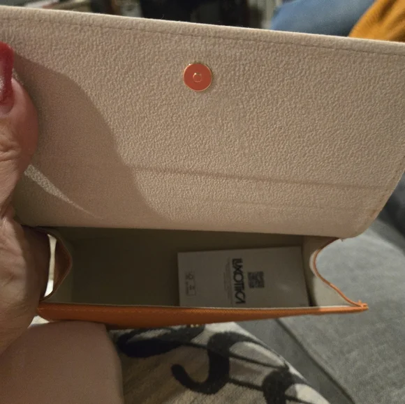 Tory Burch sunglasses - Picture 5 of 16